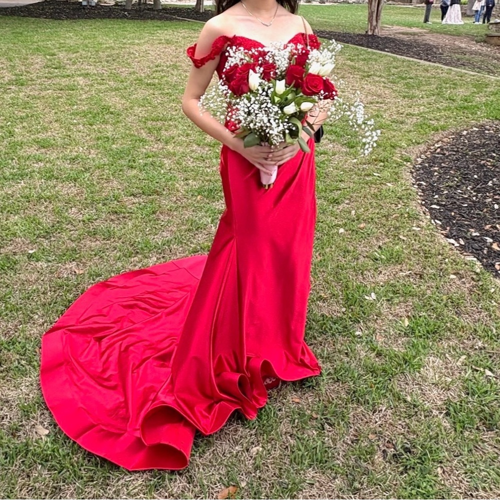 Sherri Hill Prom Dress